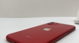 Mint
													Apple iPhone 11 - Unlocked, Red, 64 GB, A2111, photo 4 of 5