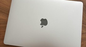 Good
													MacBook Pro 2020 - 13" - Apple M1, Gray, 512 GB, 8 GB, photo 3 of 7