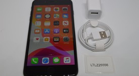 Good
													Apple iPhone 8 Plus - Unlocked, Gray, 256 GB, A1864, photo 1 of 11