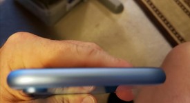Mint
													Apple iPhone Xr - Unlocked, Blue, 64 GB, A1984, photo 4 of 9