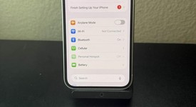 Mint
													Apple iPhone 16e - Unlocked, White, 128 GB, A3212, photo 5 of 7