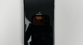 Good
													Apple iPhone SE 2nd Gen 2020 - Unlocked, Black, 128 GB, A2275, photo 3 of 8