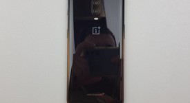 Good
													OnePlus 6T - Unlocked, Gloss Black, 256 GB, 10 GB, A6013, McLaren Edition, photo 2 of 8