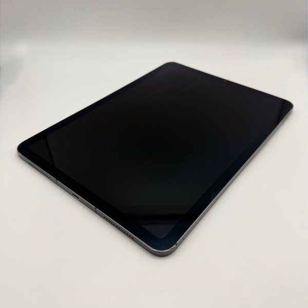 Apple iPad Air (5th Gen) - Unlocked, 256 GB, Gray, A2589