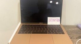 Good
													MacBook Air 2019 - 13" - I5, Gold, 128 GB, 8 GB, photo 2 of 10