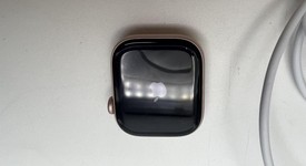 Good
													Apple Watch Series 10 42mm - Unlocked, Rose Gold, A3001 - Cellular, Aluminum, photo 3 of 8