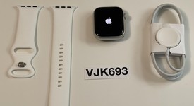 Fair
													Apple Watch Series 7 45mm - Starlight, A2474 - GPS, Aluminum, photo 1 of 7