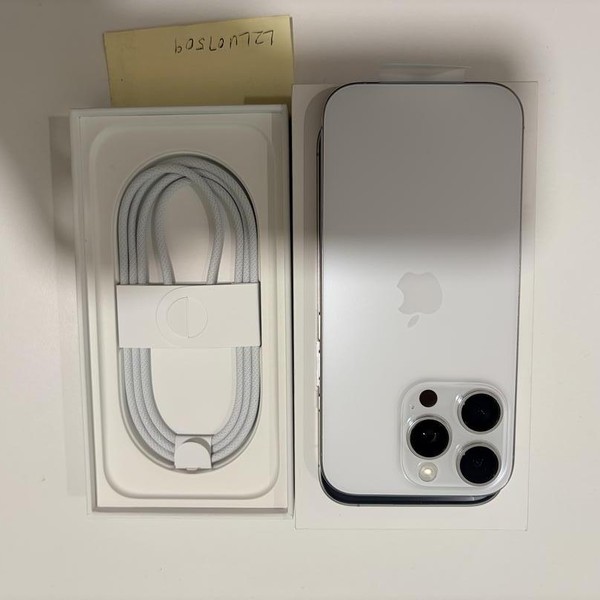 Apple iPhone 16 Pro - Unlocked, 128 GB, White, A3083
