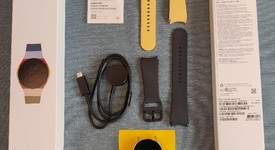 Mint
													Samsung Galaxy Watch6 - Unlocked, Gold, 40mm, photo 1 of 6