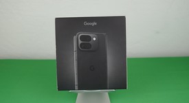 New
													Google Pixel 9 Pro Fold - Unlocked, Obsidian, 256 GB, GGH2X, photo 2 of 5