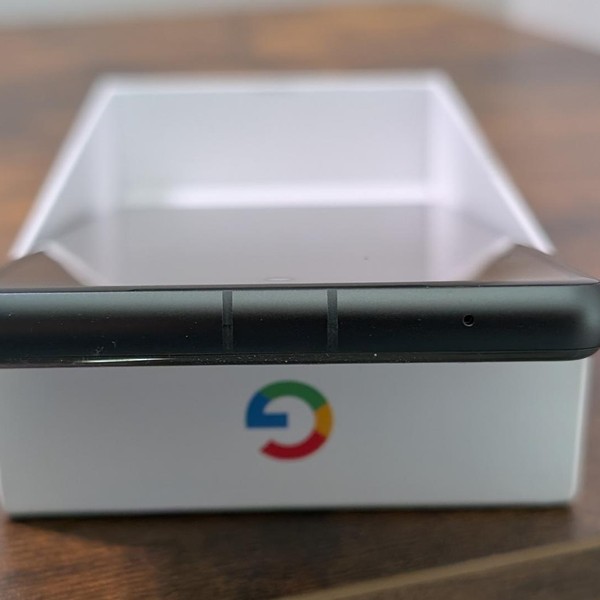 Google Pixel 7a - Unlocked, 128 GB, Charcoal, 8 GB, GWKK3