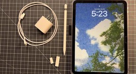 Mint
													Apple iPad 11th Gen - Wi-Fi, Silver, 128 GB, A3354, photo 2 of 10