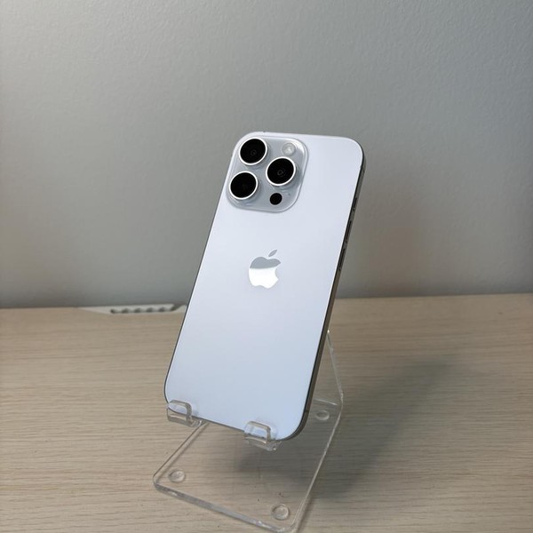 Apple iPhone 16 Pro - Unlocked, 128 GB, White, A3083