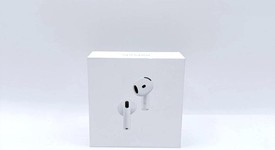 New
													Apple AirPods 4th Gen - Active Noise Cancellation, photo 4 of 8