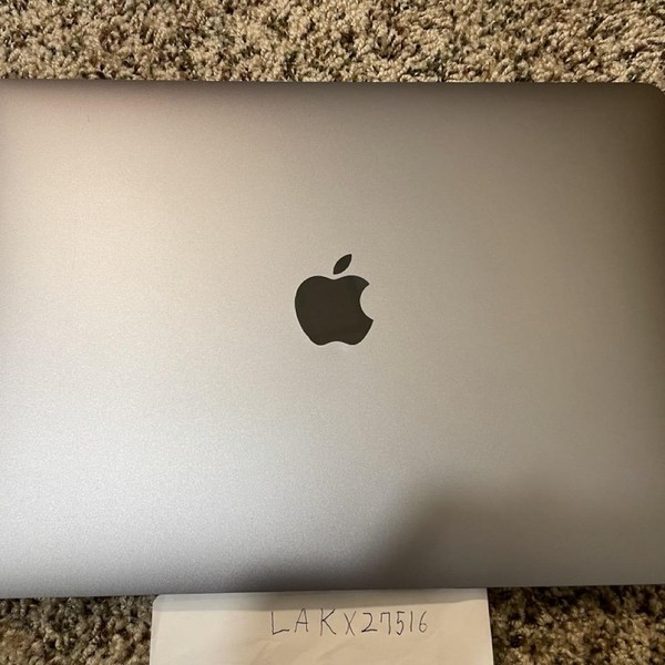 MacBook Air 2020 - 13 inch - 256 GB, Gray, 8 GB, Apple M1