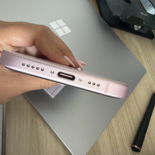 Apple iPhone 15 - Unlocked, 128 GB, Pink, A2846