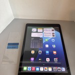 Good Apple iPad (9th Gen) - Unlocked, 256 GB, Gray, A2603