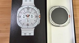 Mint
													Samsung Galaxy Watch Ultra - Unlocked, White, SM-L705U, 47mm, photo 3 of 9