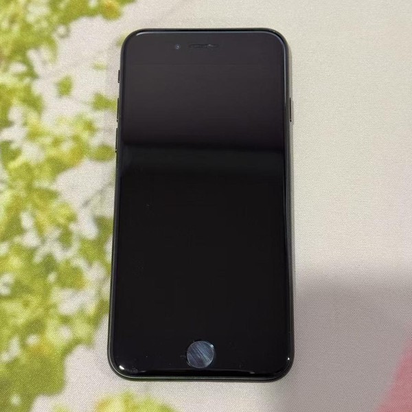 Apple iPhone SE 2nd Gen 2020 - Unlocked, 64 GB, Black, A2275