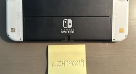 Good
													Nintendo Switch - OLED - White, 64 GB, The Legend of Zelda: Tears of the Kingdom Edition, photo 3 of 8