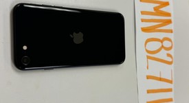 Mint
													Apple iPhone SE 3rd Gen 2022 - Unlocked, Midnight, 64 GB, A2595, photo 5 of 7