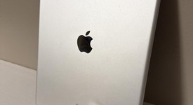 Good
													Apple iPad Pro 12.9" 1st Gen 2015 - Wi-Fi, Silver, 32 GB, A1584, 1st Gen 2015, photo 3 of 5