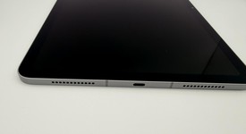 Mint
													Apple iPad Air 11" (M3) 2025 - Unlocked, Gray, 128 GB, A3267, photo 5 of 6