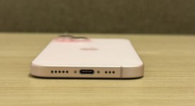 Mint
													Apple iPhone 15 - Unlocked, Pink, 256 GB, A2846, photo 3 of 8