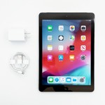 Mint Apple iPad Air - Unlocked, 64 GB, Gray
