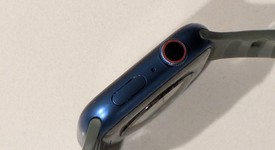 Mint
													Apple Watch Series 7 45mm - Unlocked, Blue, A2477 - Cellular, Aluminum, photo 3 of 7