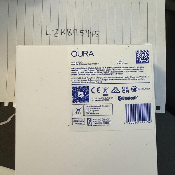 Oura Ring Gen 3 - Black, Size 8, Heritage