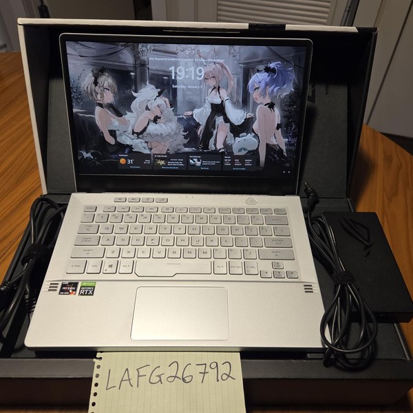 Asus ROG Zephyrus G14 (2020) GA401 - 1 TB, White, 16 GB, AMD Ryzen 9, FHD