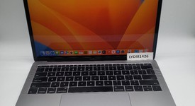 Good
													MacBook Pro 2017 (No Touch Bar) - 13" - I5, Gray, 256 GB, 8 GB, photo 1 of 7