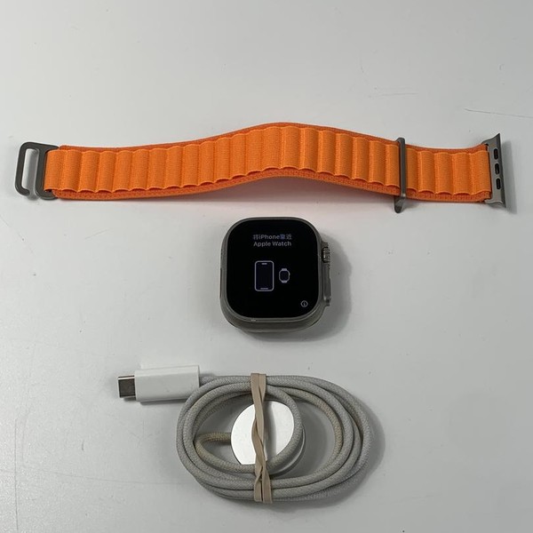 Apple Watch Ultra 49mm - Unlocked, Titanium, A2622