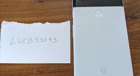 Good
													Google Pixel 2 XL - Unlocked, Black & White, 64 GB, Google Edition, photo 2 of 8