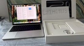 Mint
													MacBook Pro 2024 - 14" - Apple M4, Silver, 512 GB, 16 GB, photo 1 of 12