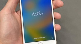 Mint
													Apple iPhone 8 Plus - Unlocked, Gold, 64 GB, A1864, photo 4 of 5