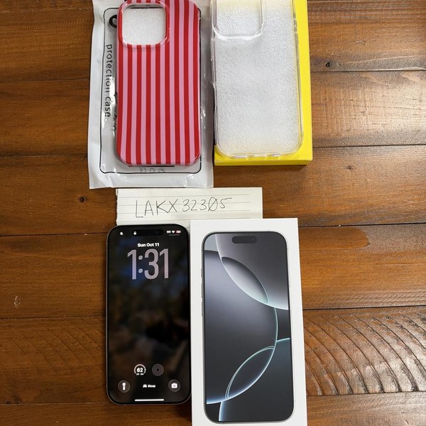Apple iPhone 16 Pro - Unlocked, 256 GB, White, A3083