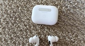 Used
													Apple AirPods Pro 2 - USB-C, photo 3 of 3