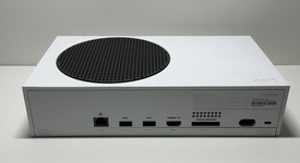 Mint
													Xbox Series S (2020) - White, 512 GB, photo 3 of 5