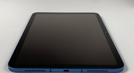 Mint
													Apple iPad 10th Gen - Unlocked, Blue, 64 GB, A2757, photo 5 of 7
