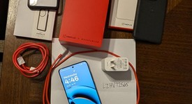 Mint
													OnePlus 13 - Unlocked, Black Eclipse, 512 GB, 16 GB, photo 1 of 10