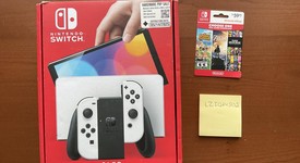 Mint
													Nintendo Switch - OLED - White, 64 GB, photo 1 of 9