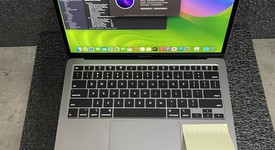 Mint
													MacBook Air 2020 - 13" - I5, Gray, 256 GB, 16 GB, photo 1 of 10