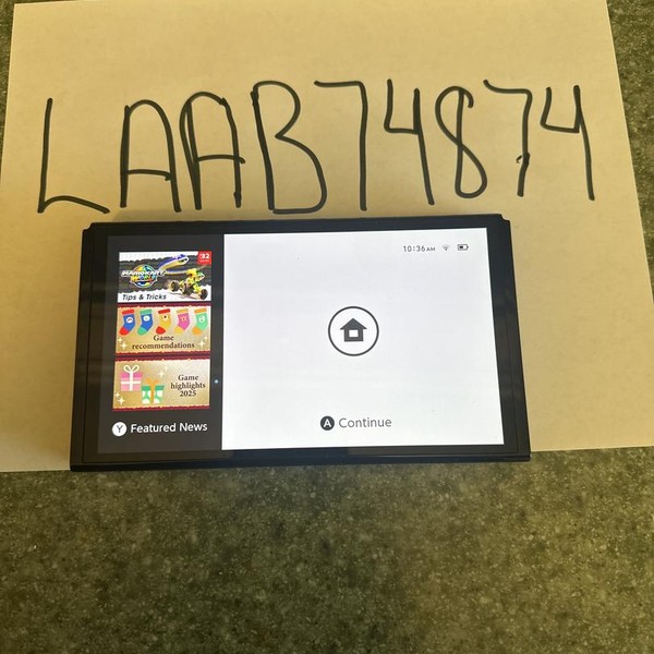 Nintendo Switch - 32 GB, Red & Blue