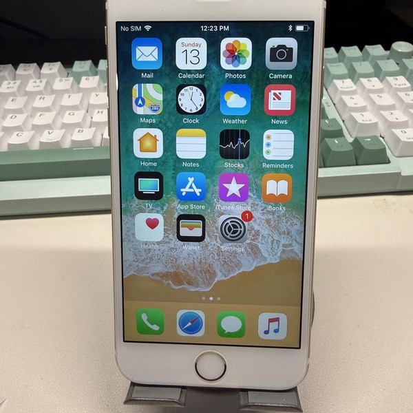 Apple iPhone 6 - Unlocked, 64 GB, Silver, A1549