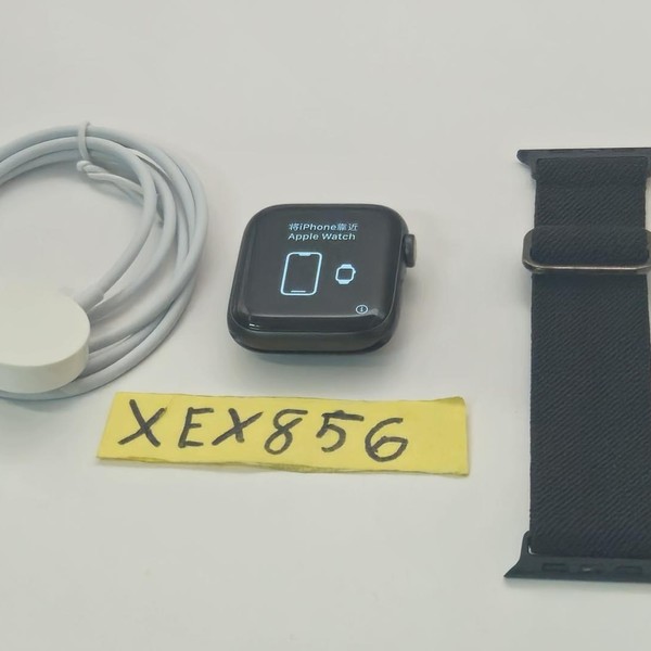 Apple Watch Series 5 44mm - Unlocked, Gray, A2095 Cellular, Aluminum