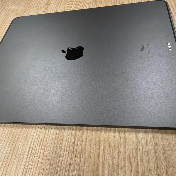 Apple iPad Pro 12.9 inch 5th Gen 2021 - Unlocked, 512 GB, Gray