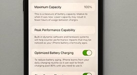 Good
													Apple iPhone SE 3rd Gen 2022 - T-Mobile, Midnight, 64 GB, A2595, photo 2 of 7
