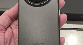 Mint
													Vivo X Fold5 - Unlocked Non-US, Black, 256 GB, 12 GB, photo 5 of 12